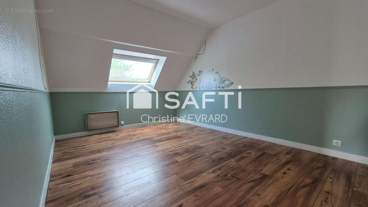 Photo 9 - Maison à SAINT-GERMAIN-LES-ARPAJON