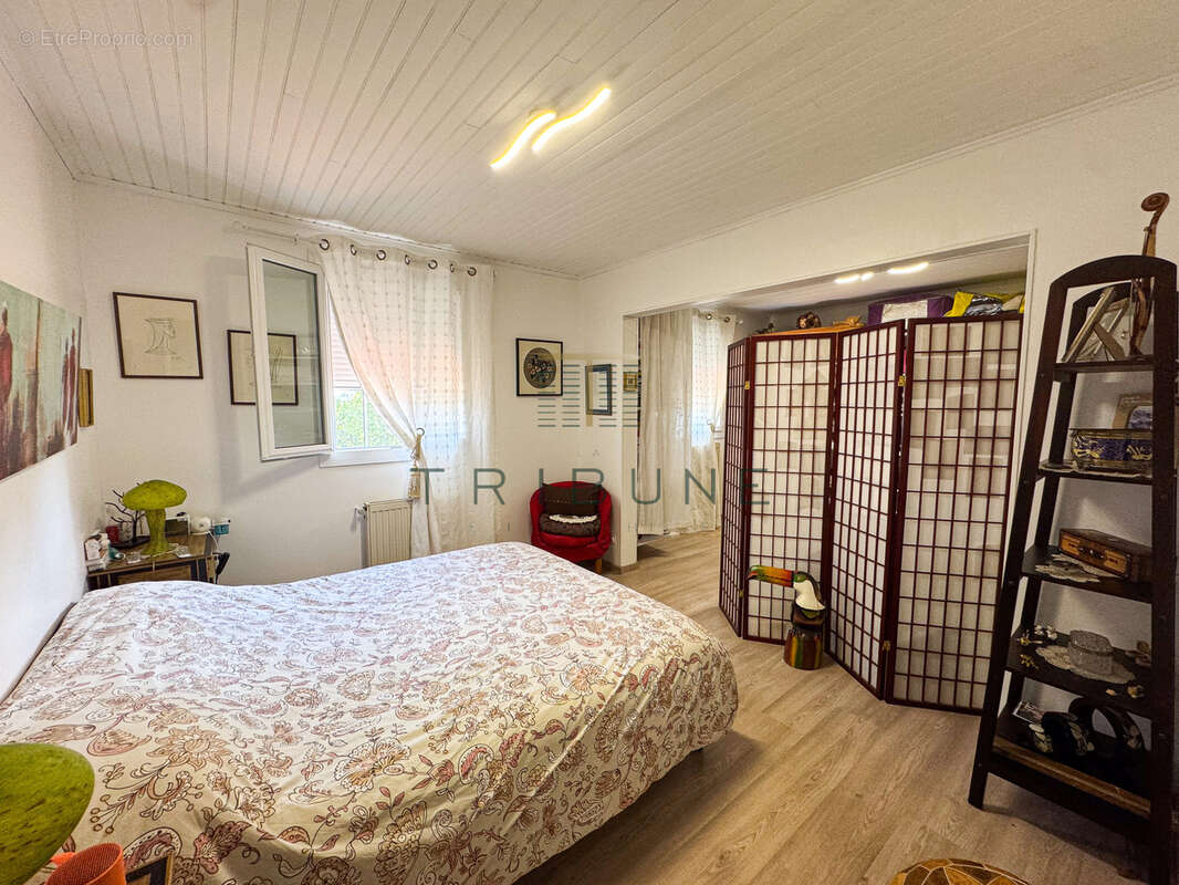 Maison 6 chambres 233m2 à Saint Antoine de Ficalba - photo 11