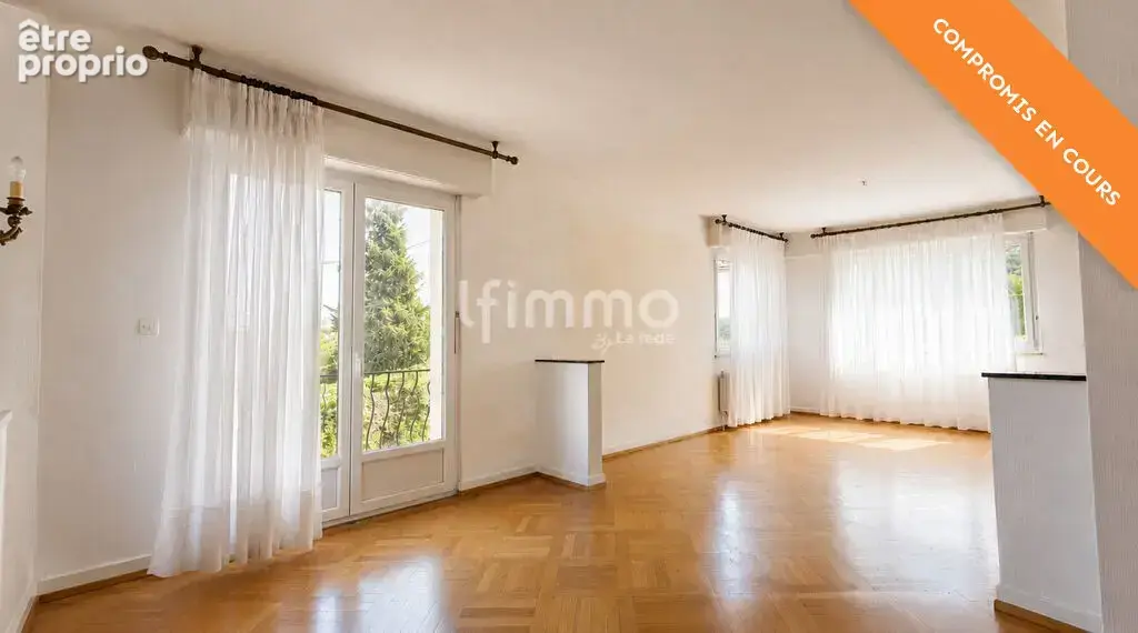 Maison familiale 190 m² – 13,63 ares constructibles – Triple gar - photo 4