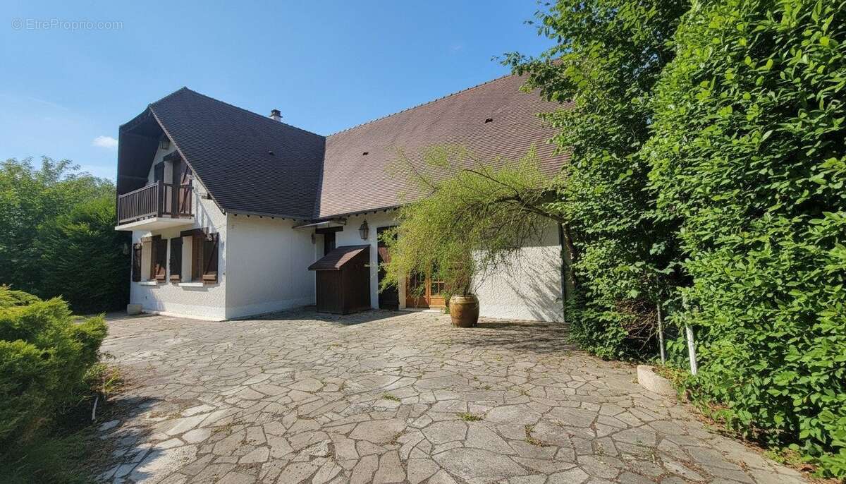 Maison à MAULE