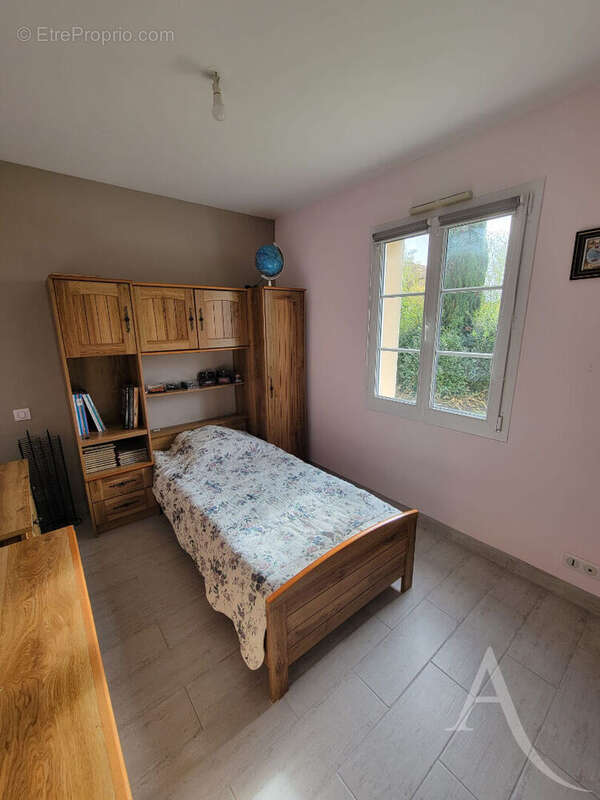 Maison à SAINT-ETIENNE-DU-BOIS