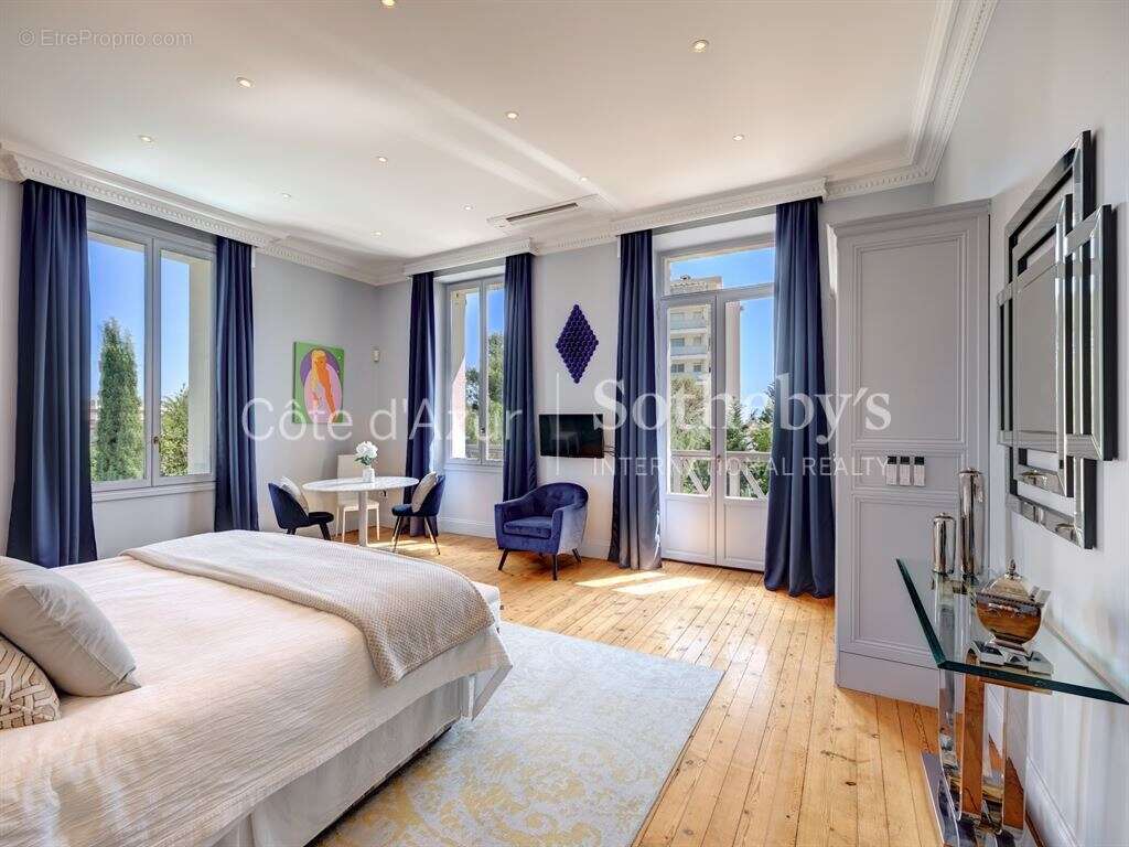Maison à CANNES