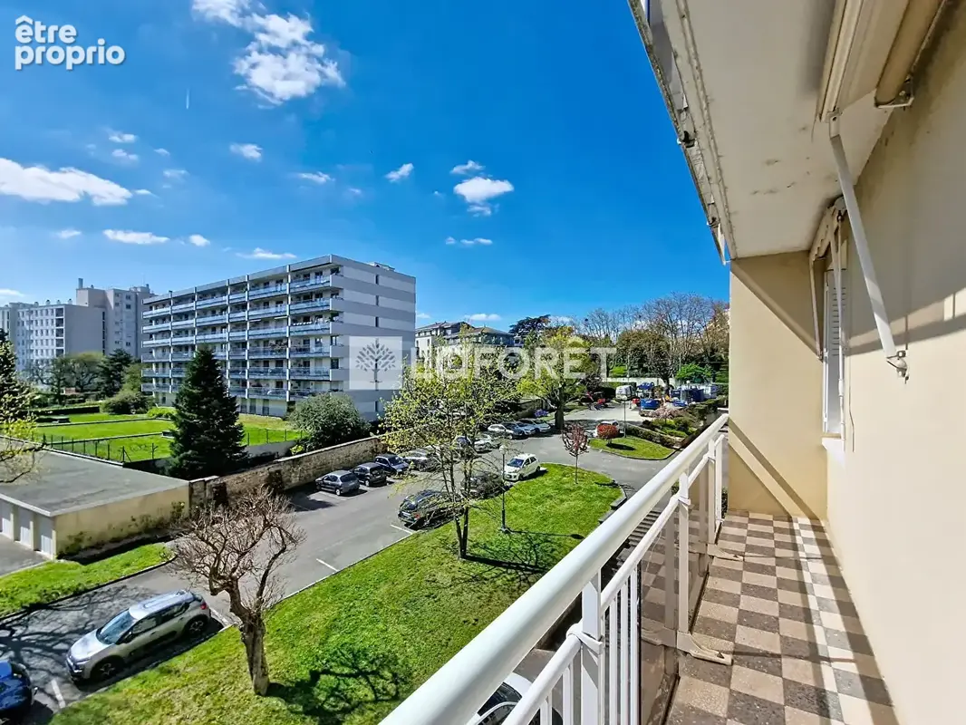 Appartement RENOVE Caluire Et Cuire 4 pièce(s) 68.60 m2 - photo 5