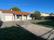 Maison à VIC-EN-BIGORRE