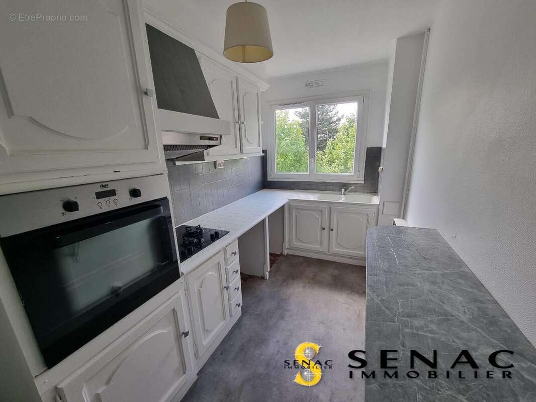 Appartement à LE PLESSIS-BOUCHARD