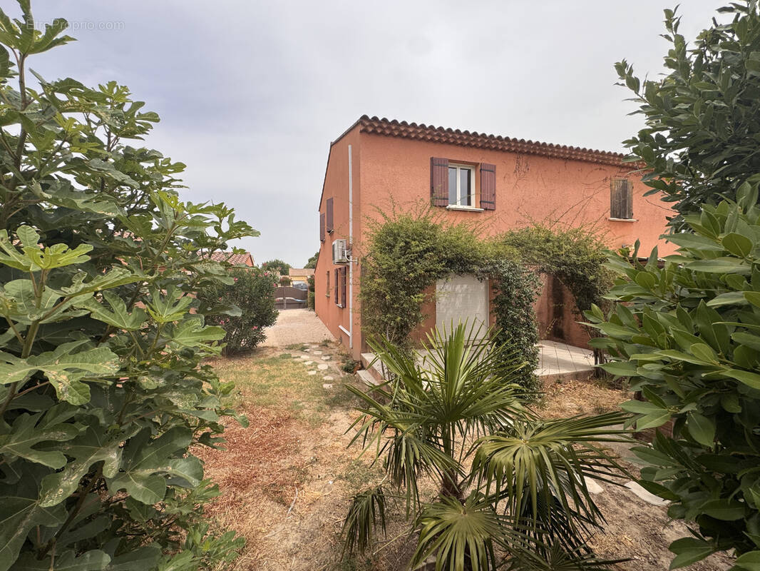 Maison à VEDENE