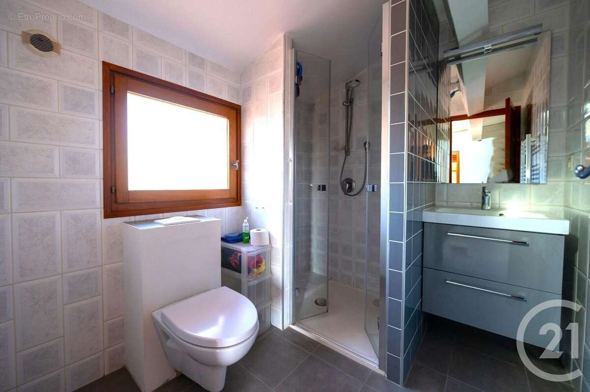 Maison à BORMES-LES-MIMOSAS