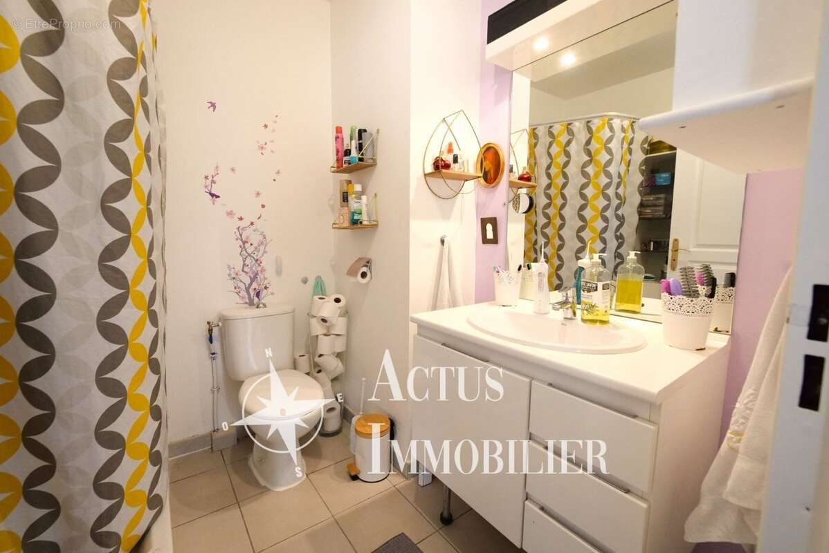 Appartement à SALON-DE-PROVENCE