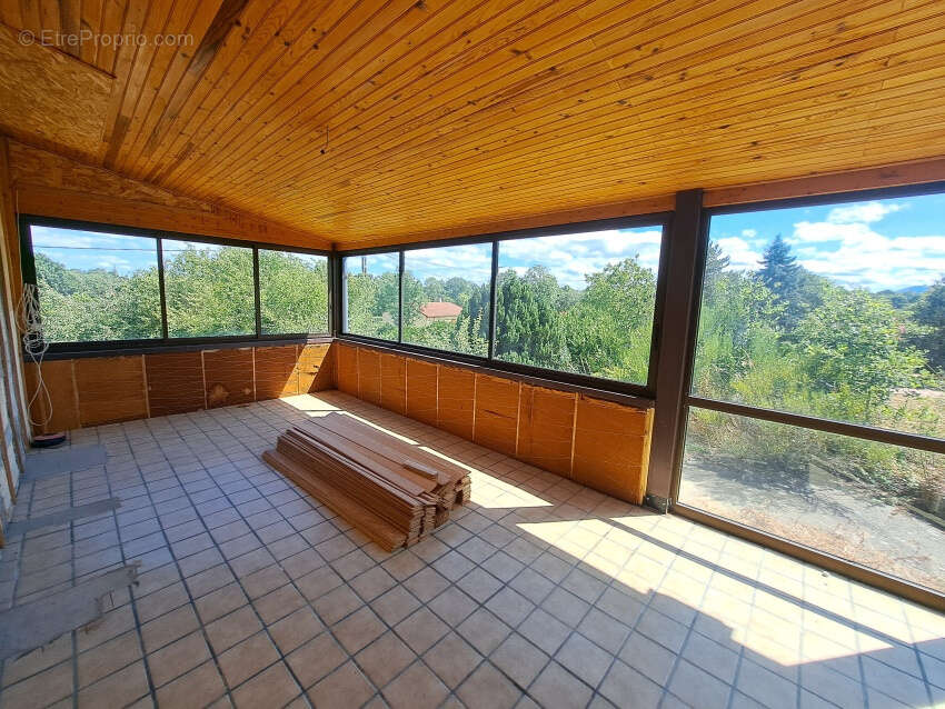 Maison 122 m² à Loubeyrat  - photo 3