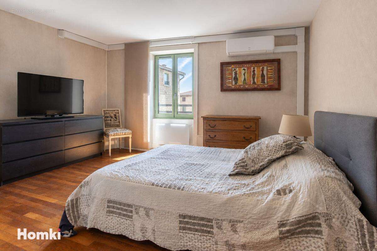 Maison de ville T5 de 215 m2 à Lucenay 69480 - photo 9