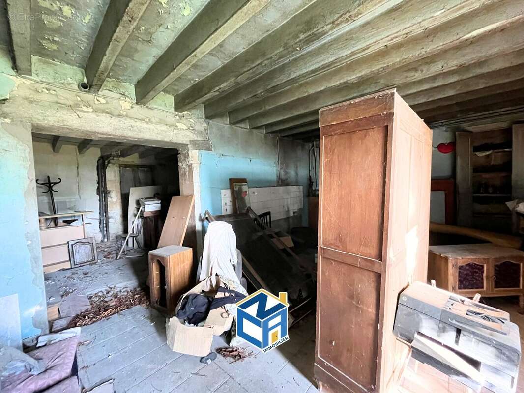 Maison à MARCE-SUR-ESVES