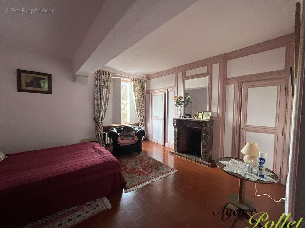 Maison à AUTRY-LE-CHATEL