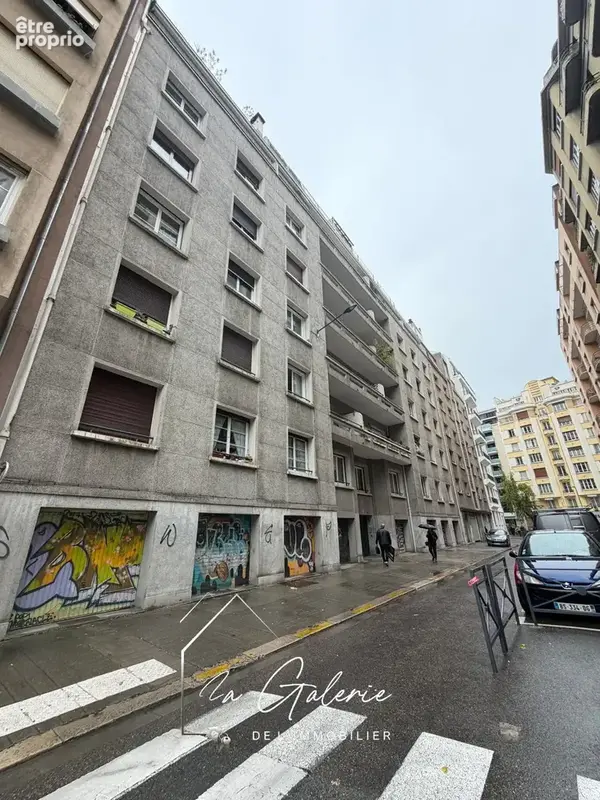Grenoble championnet   superbe appartement de 89,30 m2 entièrement rénové et climatisé   garage en option - photo 9