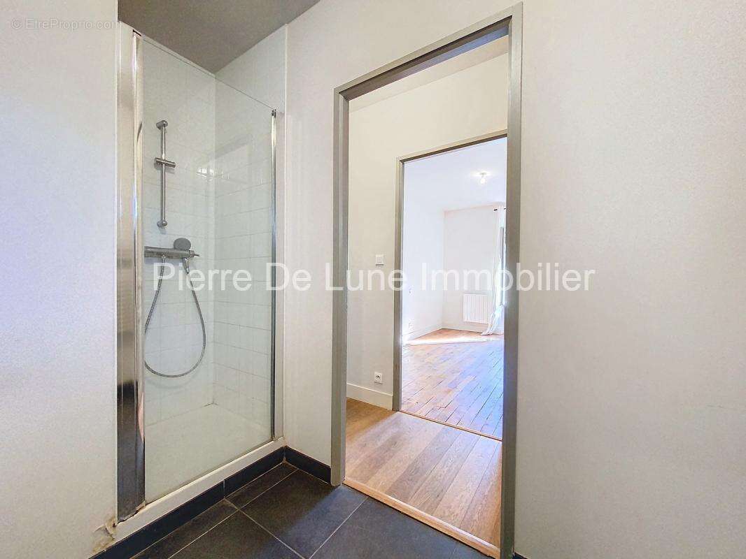 Appartement à LYON-6E