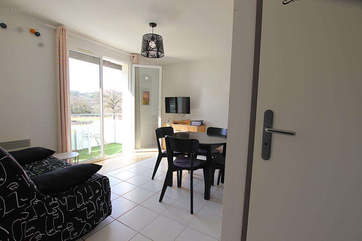 Appartement à SAINT-GENIEZ-D'OLT