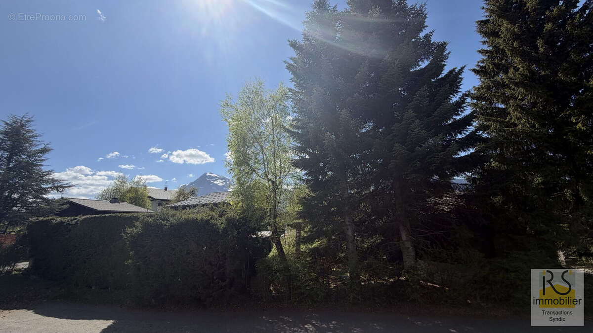 Appartement à ARACHES-LA-FRASSE