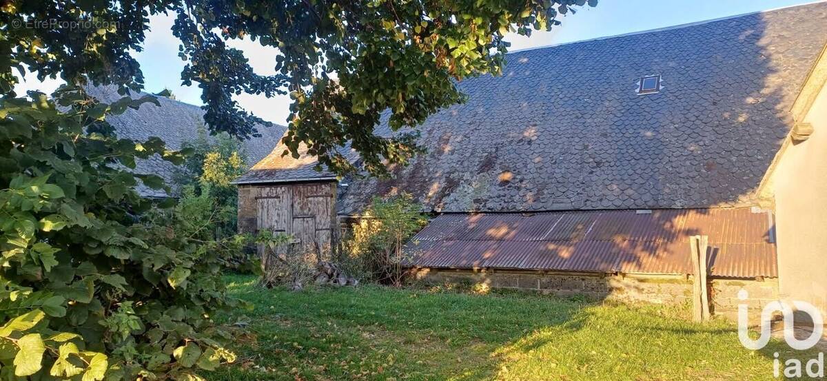 Photo 1 - Maison à PERPEZAT