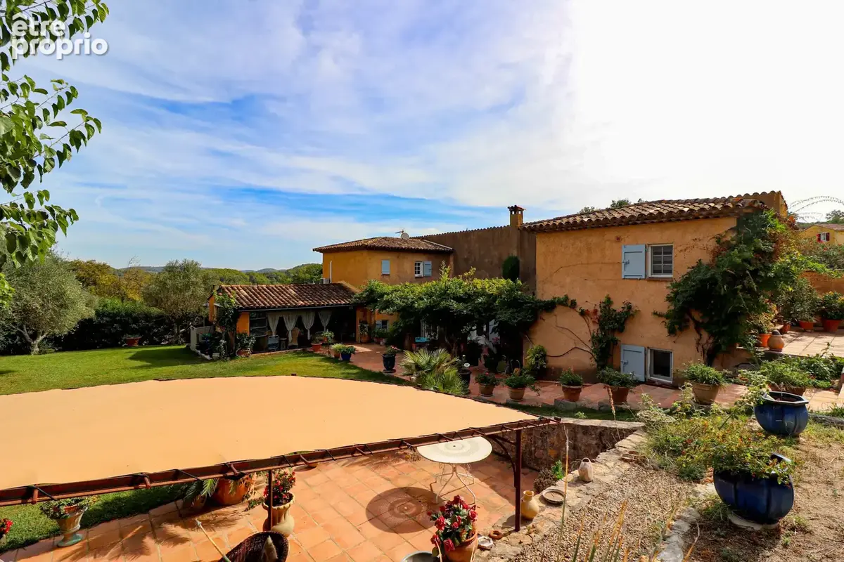 Exclusivite ancien moulin de caractere de 250m2 sur terrain de 2447m2 avec piscine et dependances - photo 47