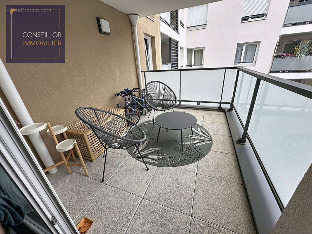 Appartement à CRAPONNE
