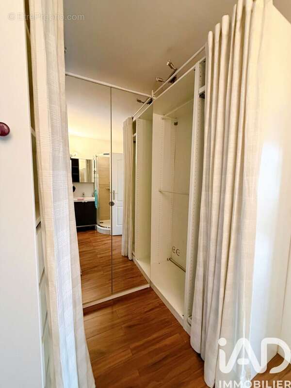 Photo 5 - Appartement à BOURG-LA-REINE