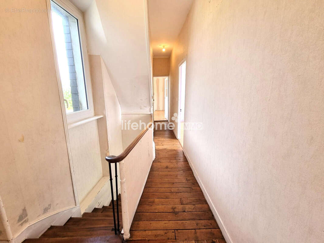 Maison à CAUMONT-L&#039;EVENTE