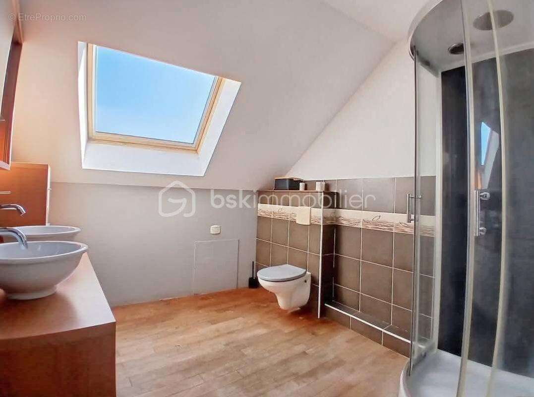 Appartement à AUBERCHICOURT