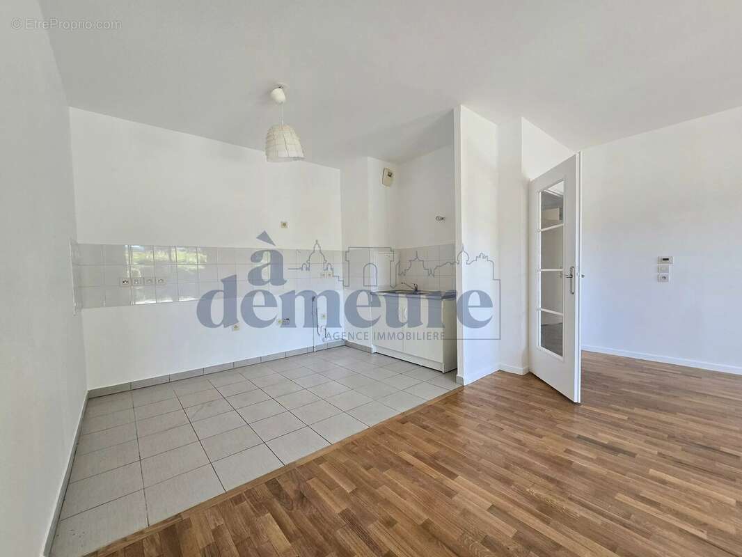 Appartement à ISSY-LES-MOULINEAUX