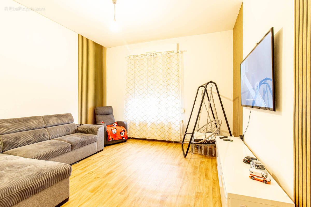 Appartement à CHARLEVILLE-MEZIERES