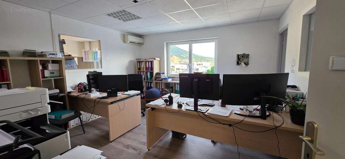 Photo 4 - Commerce à LA VALETTE-DU-VAR