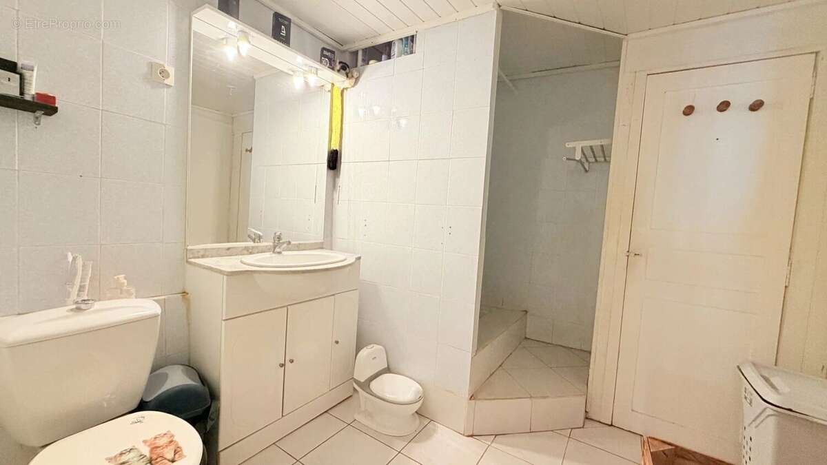 Maison à POURRIERES