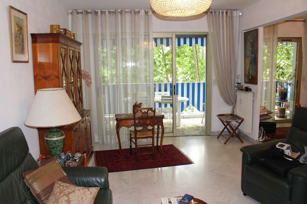 Appartement à CAGNES-SUR-MER
