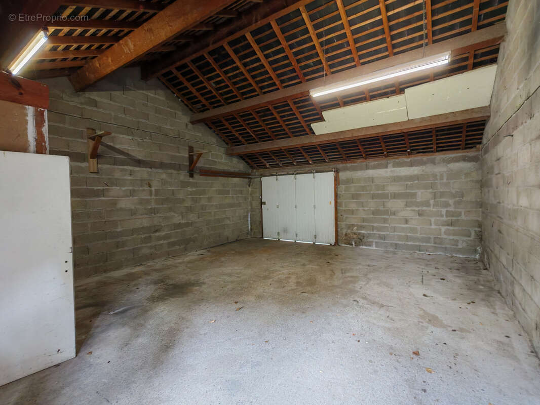 Maison à SAINT-GEREON