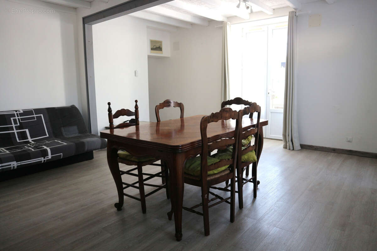 Maison à LA JARRIE