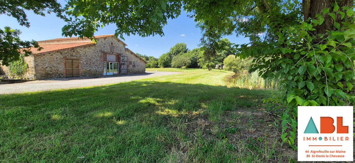 Maison à LES BROUZILS