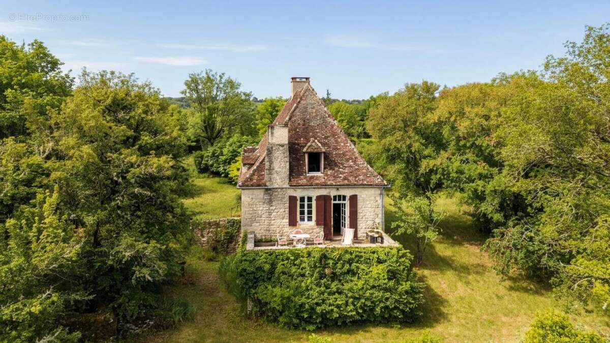 SECTEUR GOURDON - Charme et authenticité pour cet Ensemble en pi - photo 6