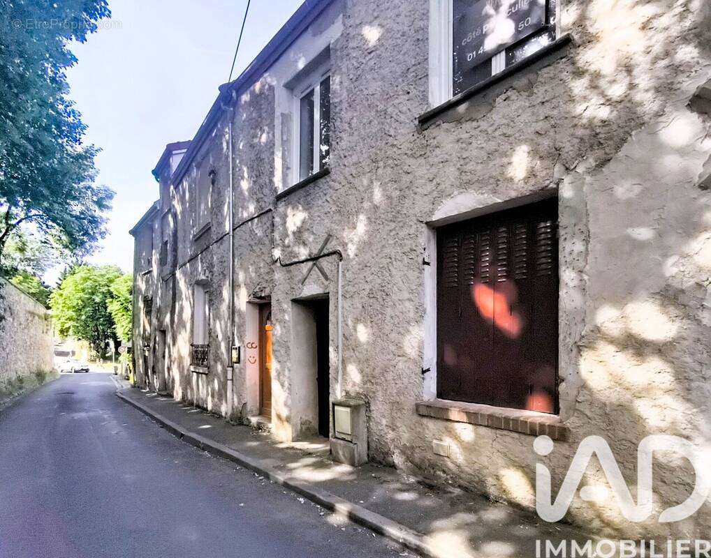 Photo 1 - Appartement à VILLENEUVE-LE-ROI