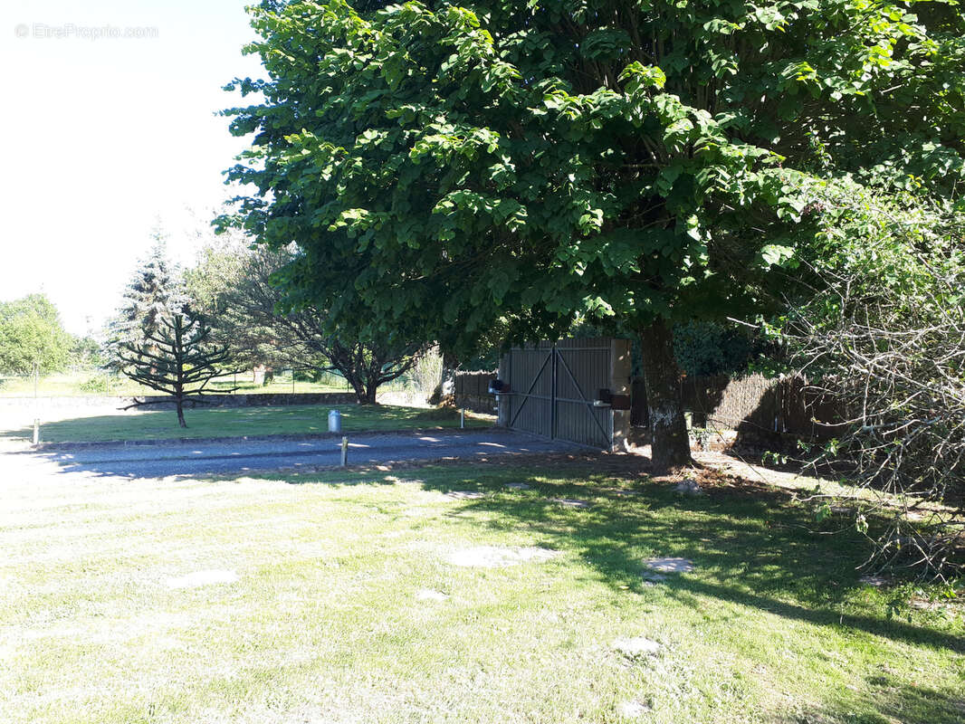 Maison à LES ORMES