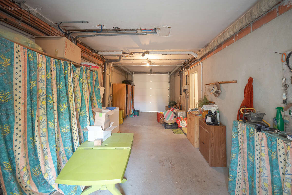 MaisonT5  avec 2 garages sur terrains clos - photo 23