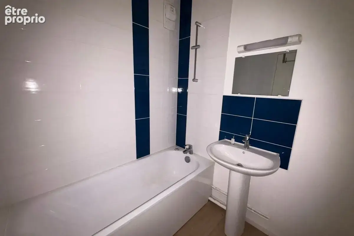 Bourgueil - Appartement T3 - photo 5