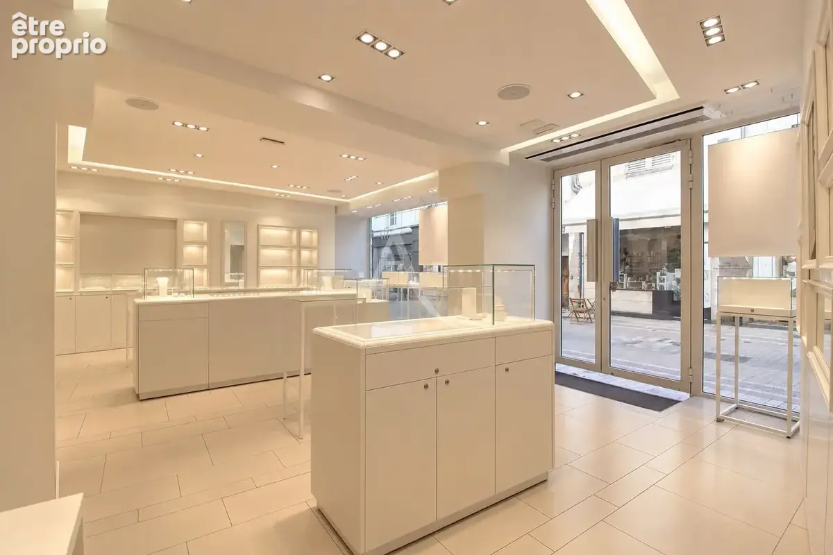 Immeuble local commercial  blois hyper centre 290 m2 - photo 2
