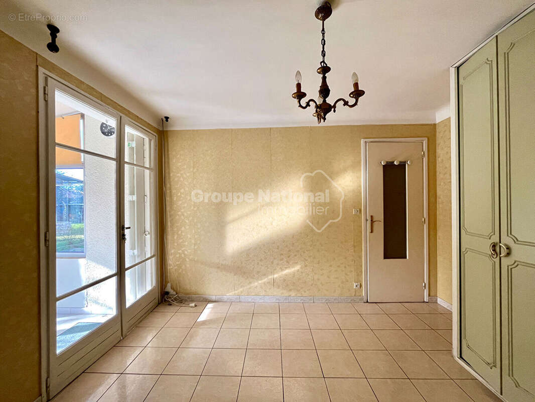 Maison à CHATEAURENARD