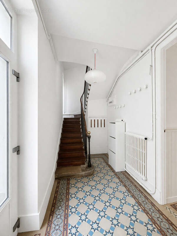 Maison à FONTAINEBLEAU