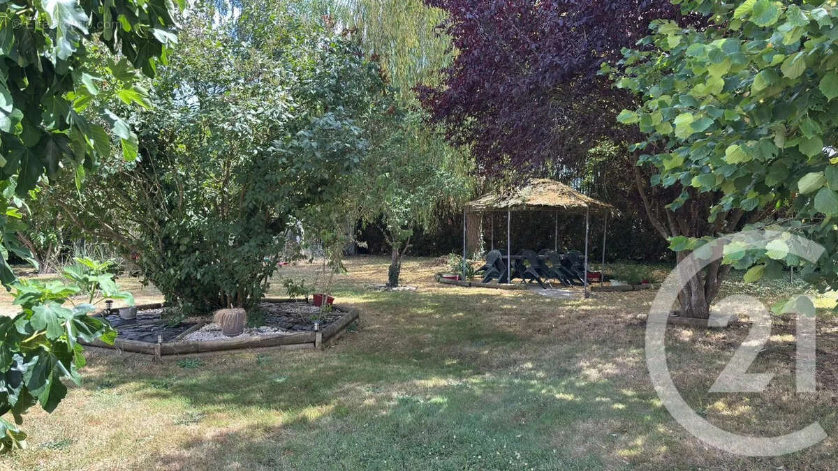 Maison 153 m² à Le Mesnil-Simon  - photo 13