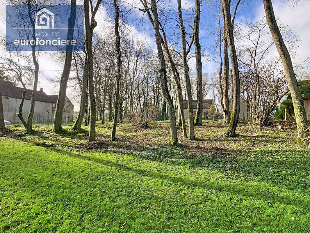 Maison à BOEURS-EN-OTHE