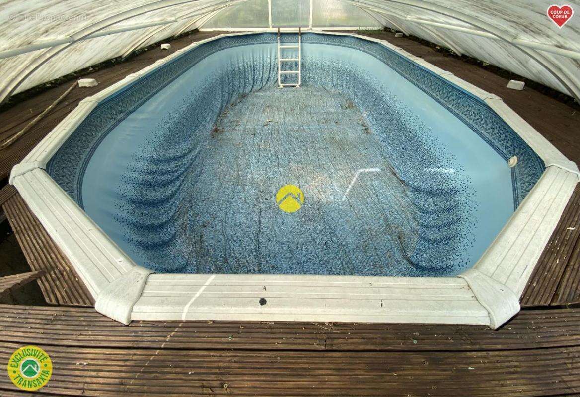 Maison à LA GUERCHE-SUR-L&#039;AUBOIS