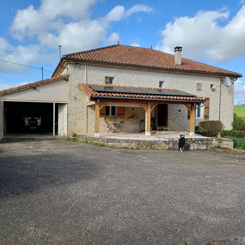 Maison à BOURG-DE-VISA