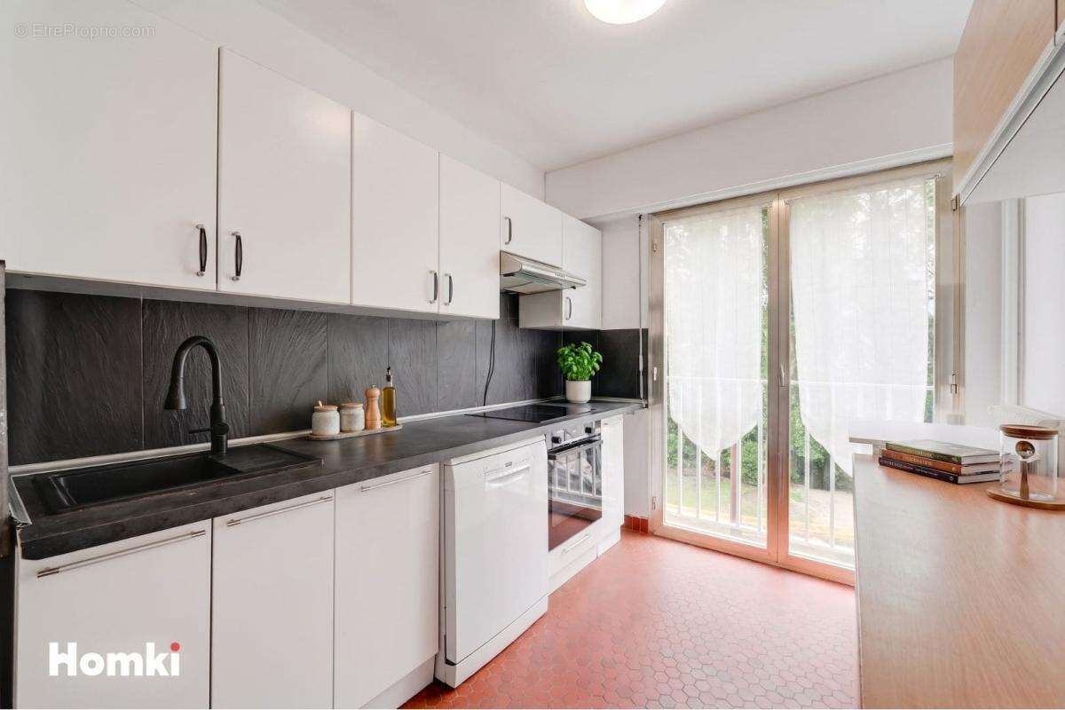 Appartement T3 de 72 m² - Versailles Grands Siècles - photo 3