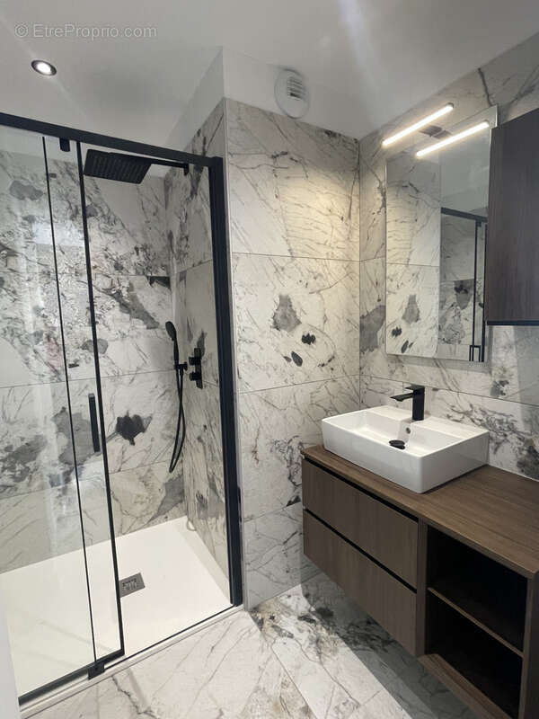 Appartement à CASTRIES