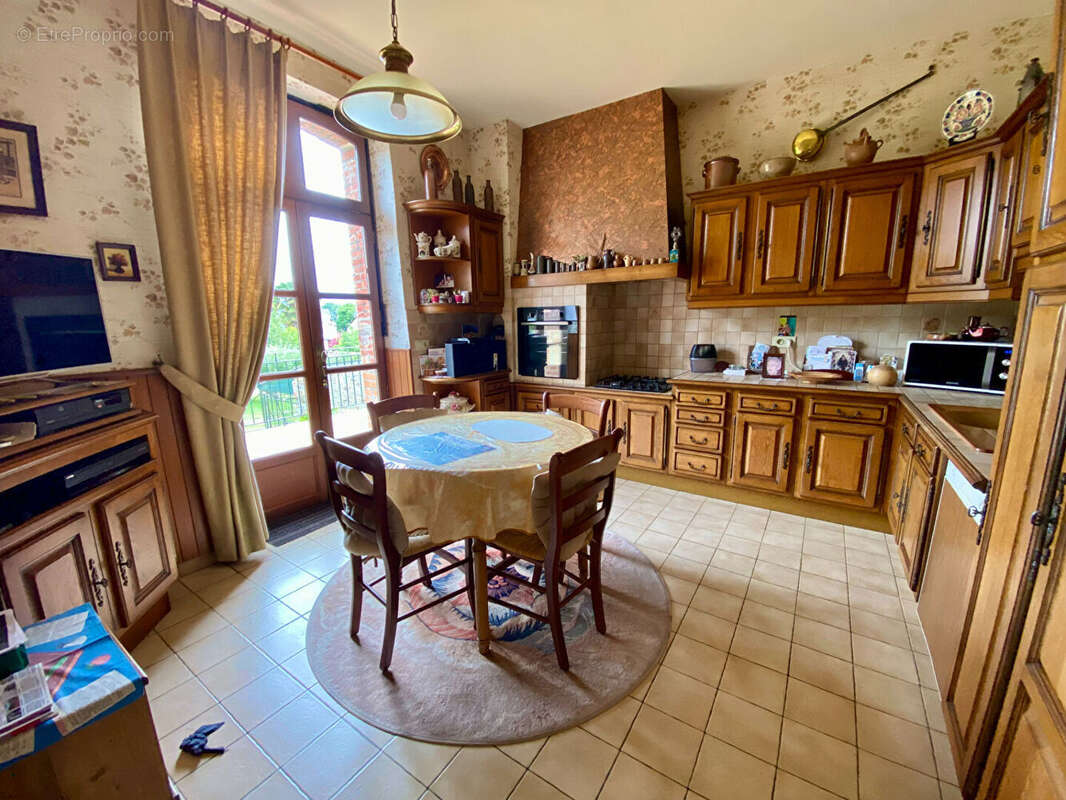 Maison à DOL-DE-BRETAGNE