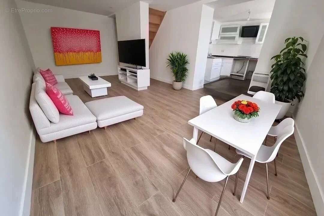 Maison à CROISSY-SUR-SEINE